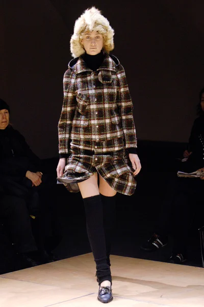 Look 19